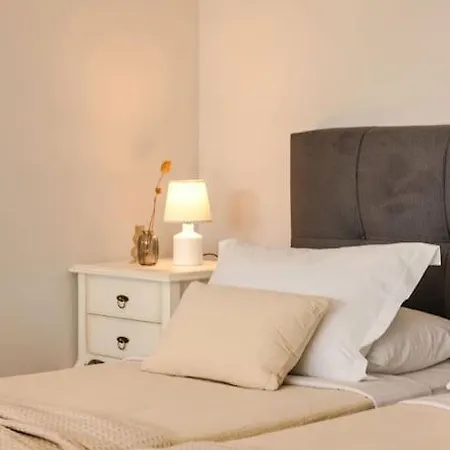 فيلة Dido - Zen فيسكاردو